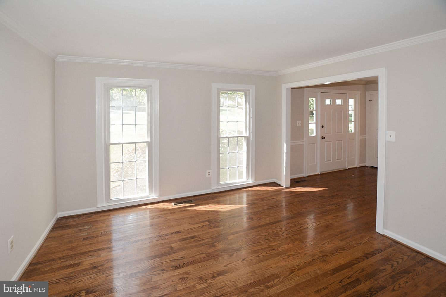 1011 Riva Ridge Drive Great Falls, VA 22066 - Photo 6 of 40