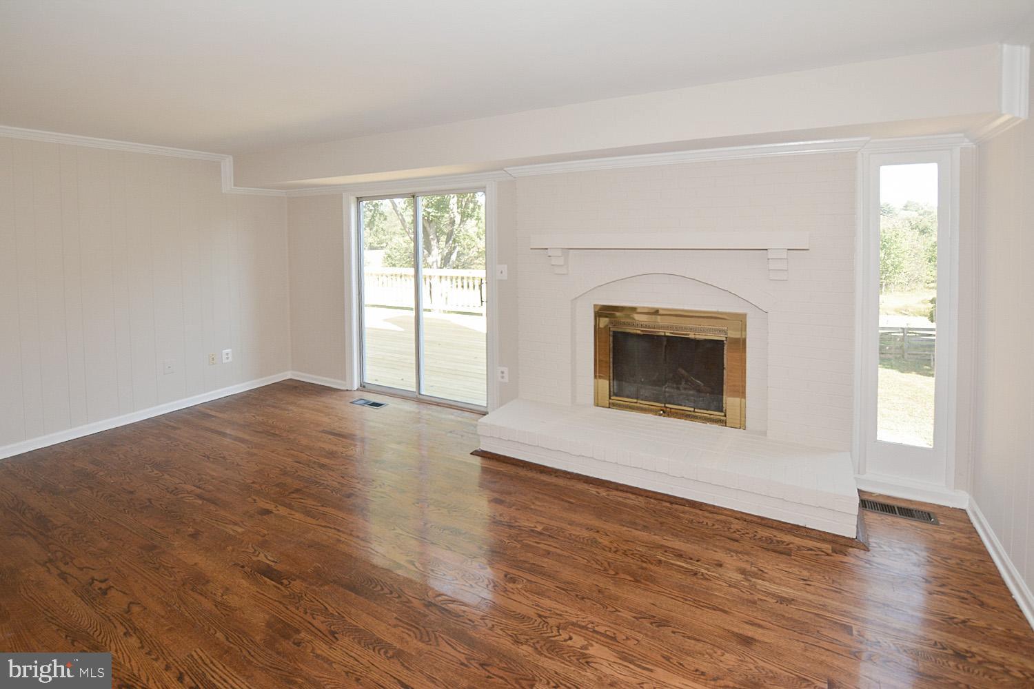 1011 Riva Ridge Drive Great Falls, VA 22066 - Photo 8 of 40