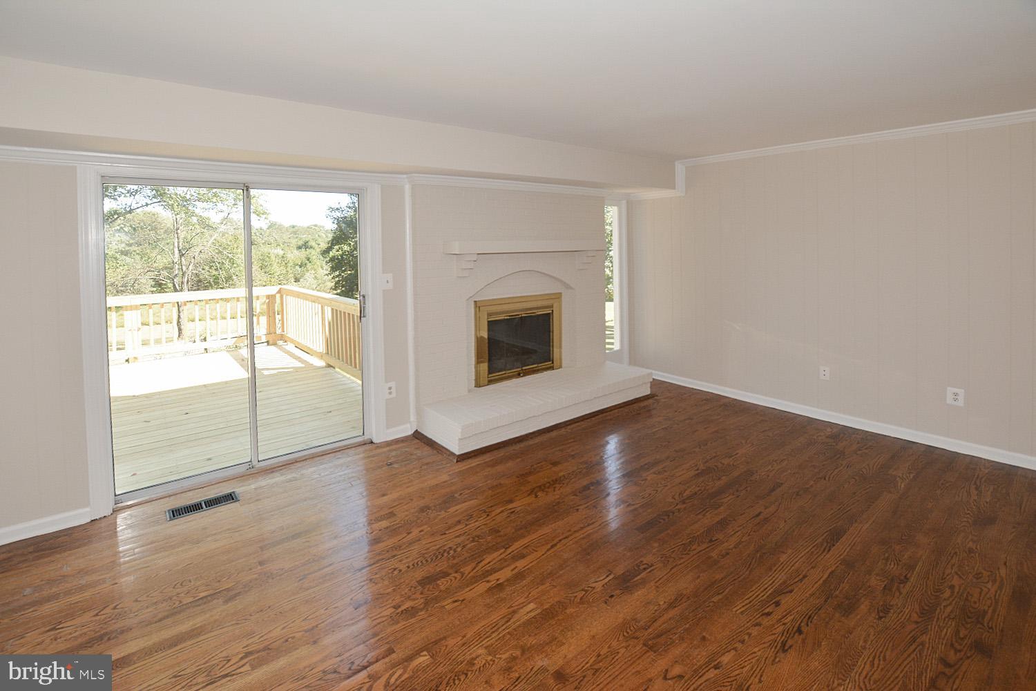 1011 Riva Ridge Drive Great Falls, VA 22066 - Photo 9 of 40