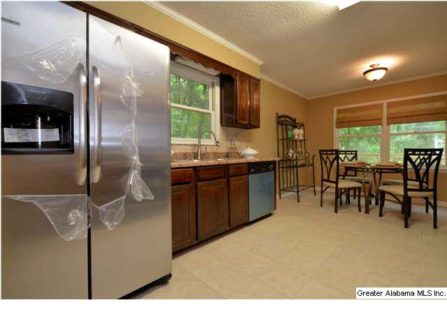 5830 Mockingbird Lane Pinson, AL 35126 - Photo 9 of 32