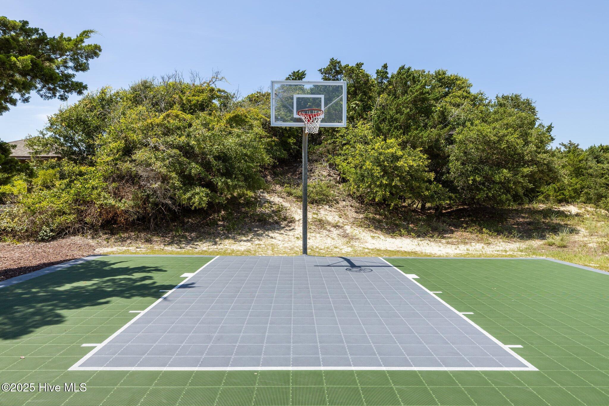 10300 Coast Guard Road, Unit D211 Emerald Isle, NC 28594 - Photo 42 of 54 Basketball Court
