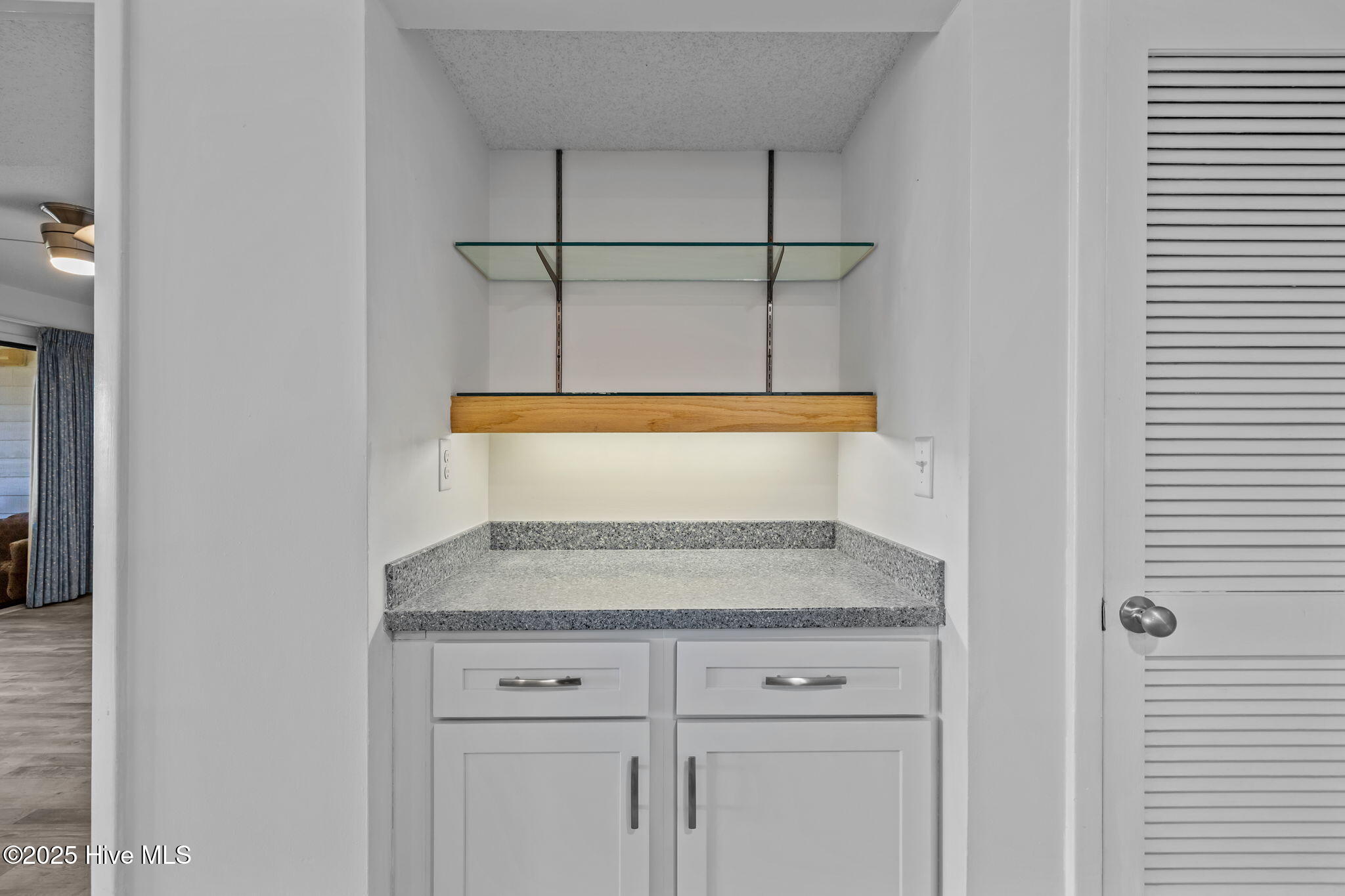 10300 Coast Guard Road, Unit D211 Emerald Isle, NC 28594 - Photo 8 of 54 Dry Bar