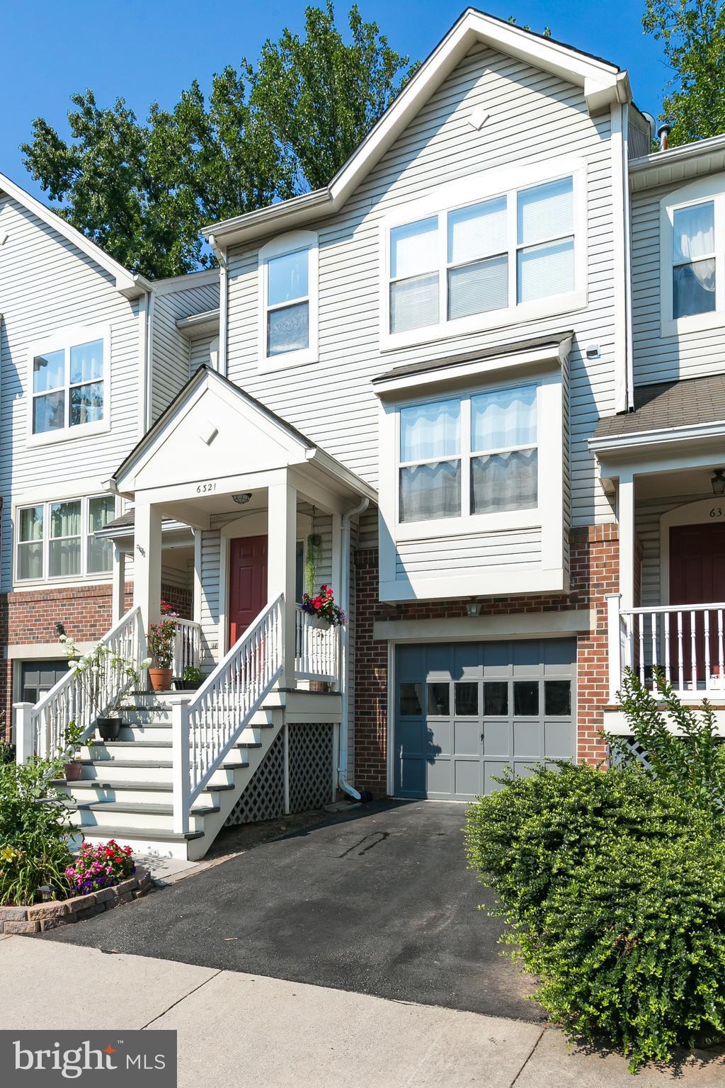 6321 Over See Court Springfield, VA 22152 - Photo 2 of 29 Exterior (Front)