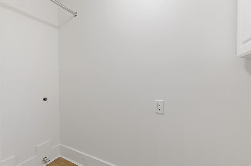 120 Mt Vernon Circle Atlanta, GA 30338 - Photo 23 of 44 a view of a small space