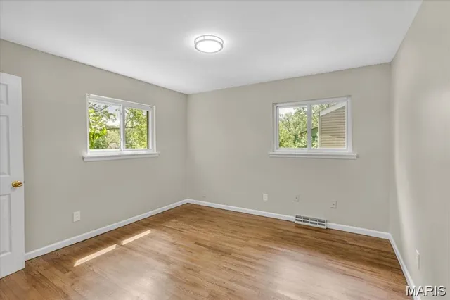 $164,900 | 3368 Suncrest Avenue, Breckenridge Hills, MO 63114