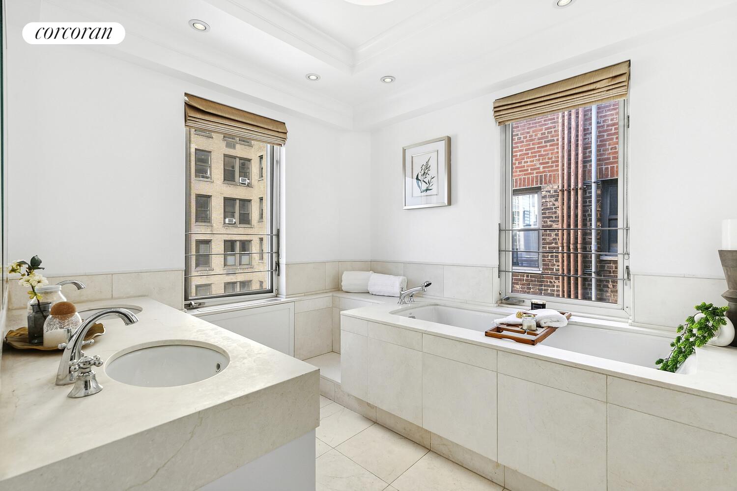 330 East 79th Street, Unit 10A Manhattan, NY 10075 - Photo 7 of 14