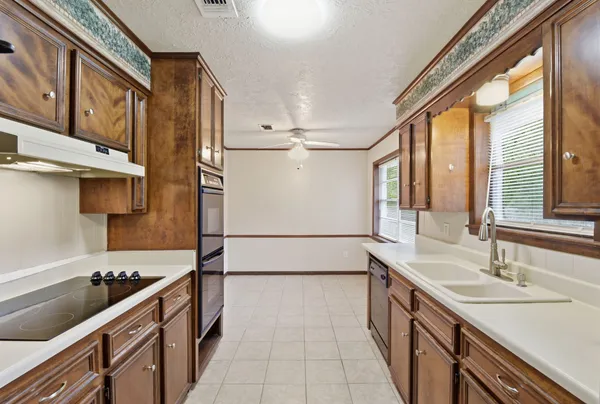 $275,000 | 1500 Austin Avenue, College Station, TX 77845
