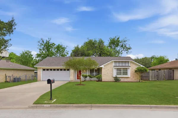 $275,000 | 1500 Austin Avenue, College Station, TX 77845