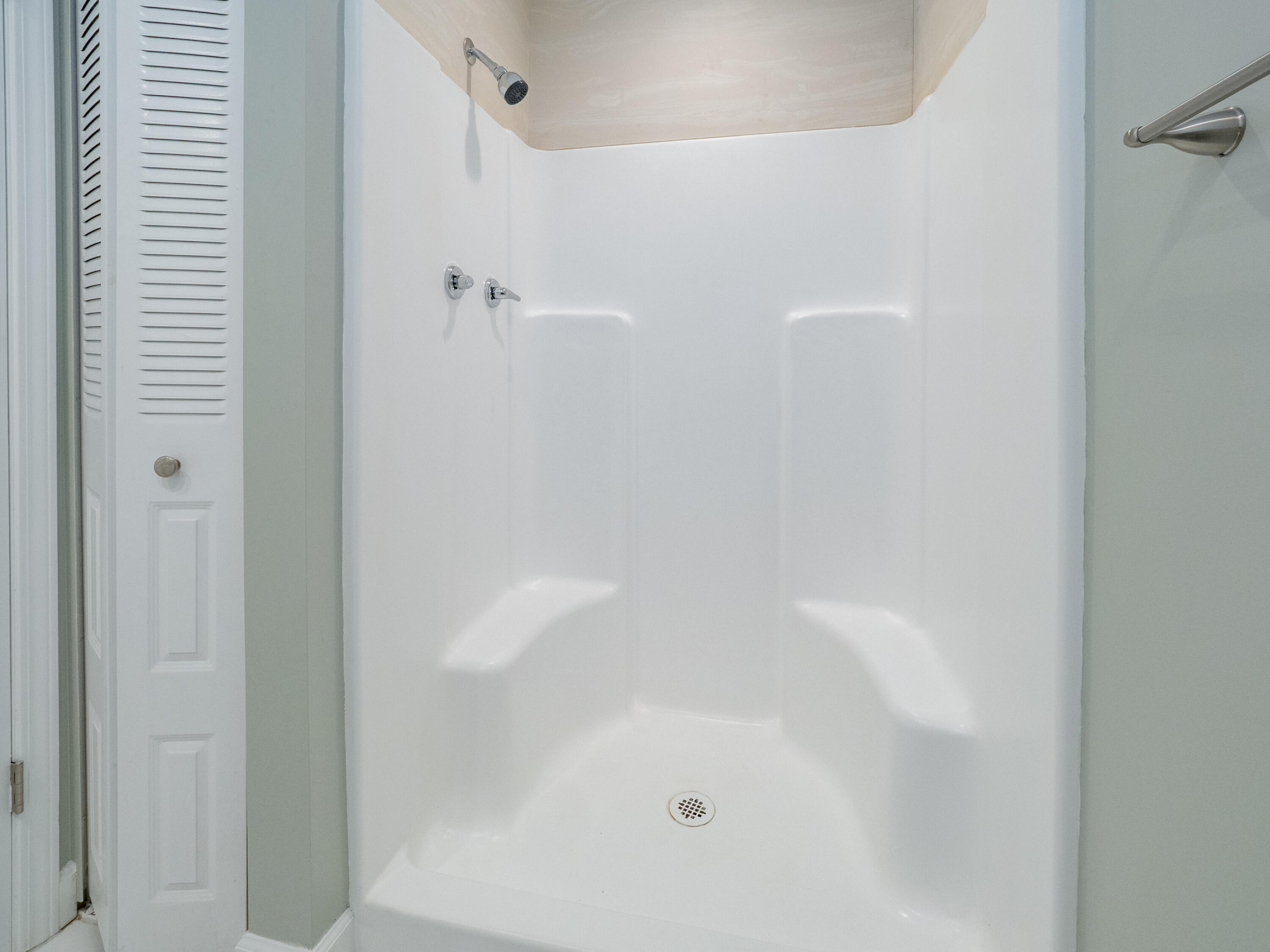 3760 Cedaridge Road Kalamazoo, MI 49008 - Photo 17 of 39 3760 Cedaridge Dr-117