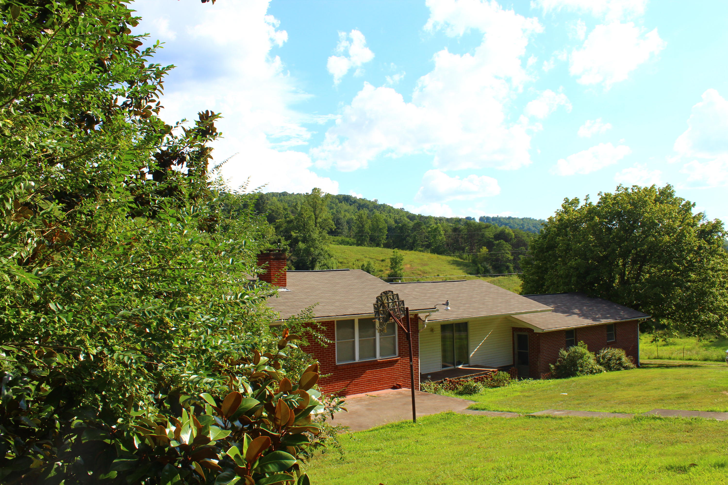 979 Little Valley Road Maynardville, TN 37807 - Photo 25 of 31 IMG_4637