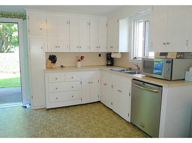 3 Anson Road Portland, ME 04102 - Photo 13 of 22 Kitchen.