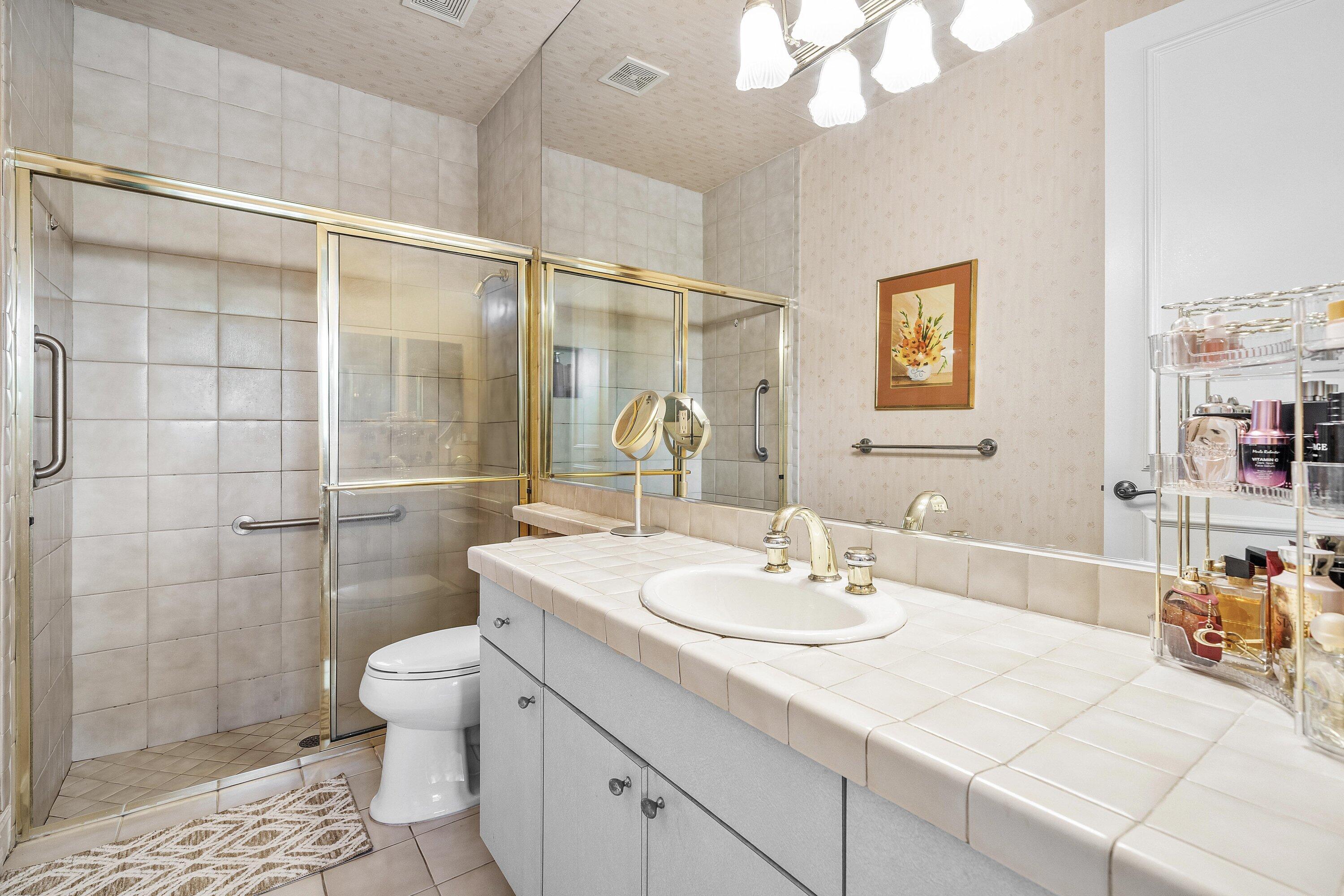 4727 Bocaire Boulevard Boca Raton, FL 33487 - Photo 17 of 70 013-4727BocaireBoulevard-BocaRaton-FL-33