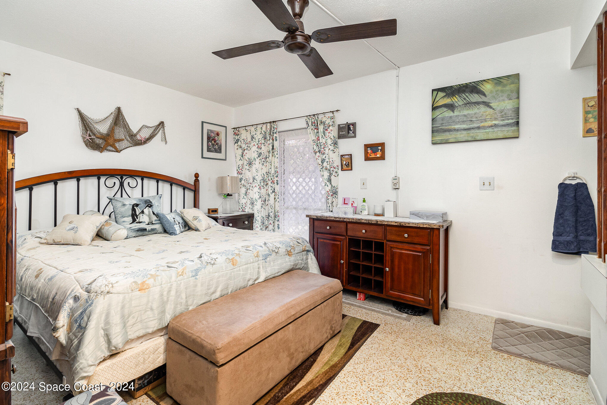 918 Darwin Lane Northeast Palm Bay, FL 32905 - Photo 12 of 24 012_i77a5966-edit