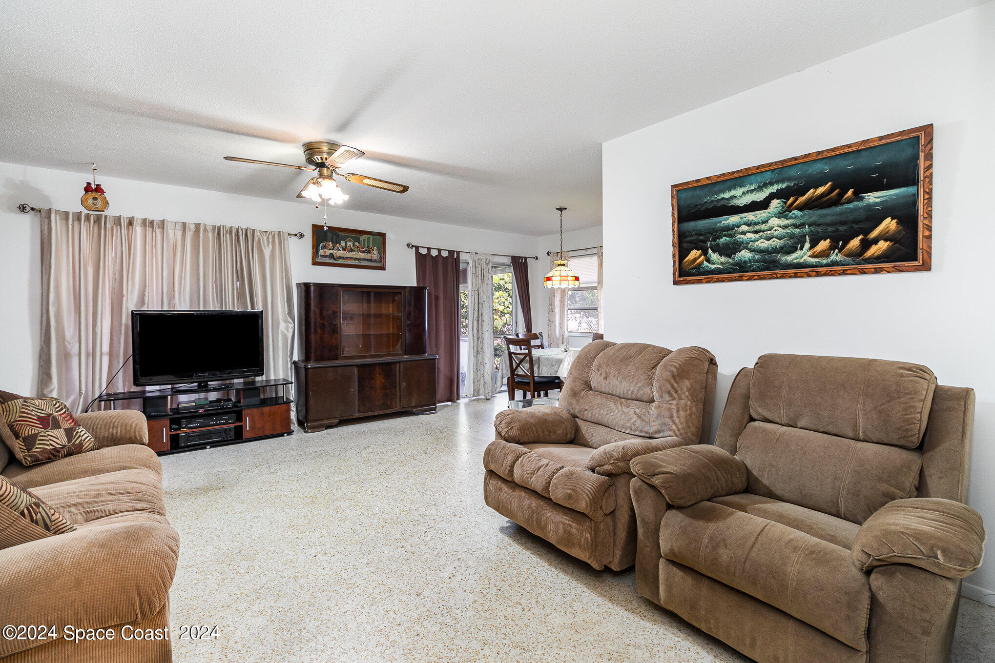 918 Darwin Lane Northeast Palm Bay, FL 32905 - Photo 2 of 24 005_i77a5990-edit