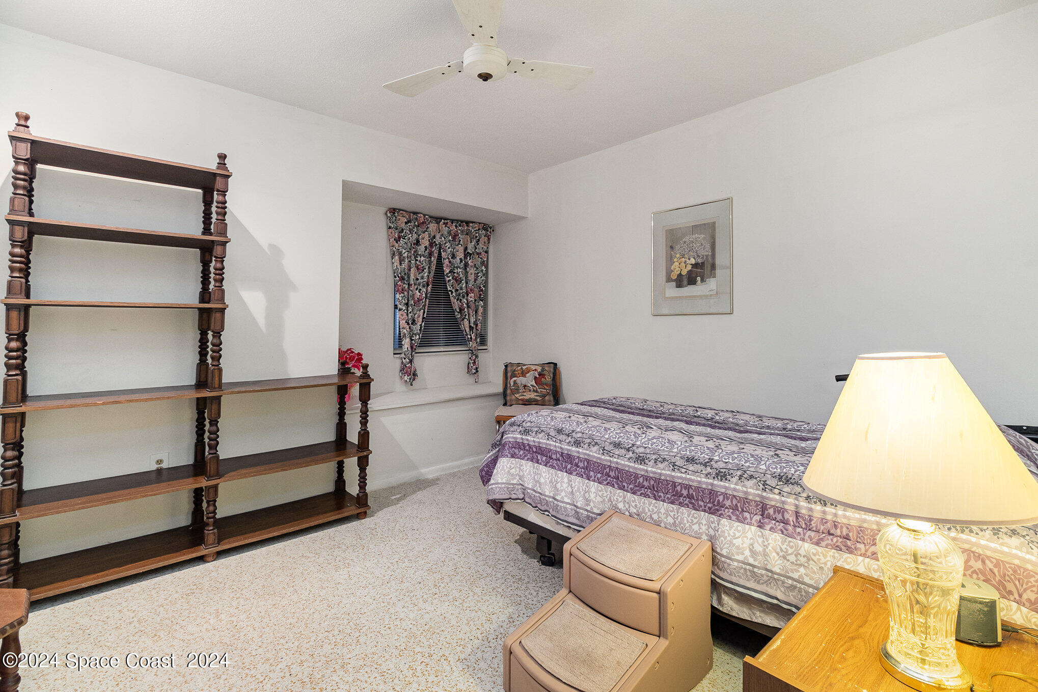 918 Darwin Lane Northeast Palm Bay, FL 32905 - Photo 9 of 24 015_i77a5984-edit