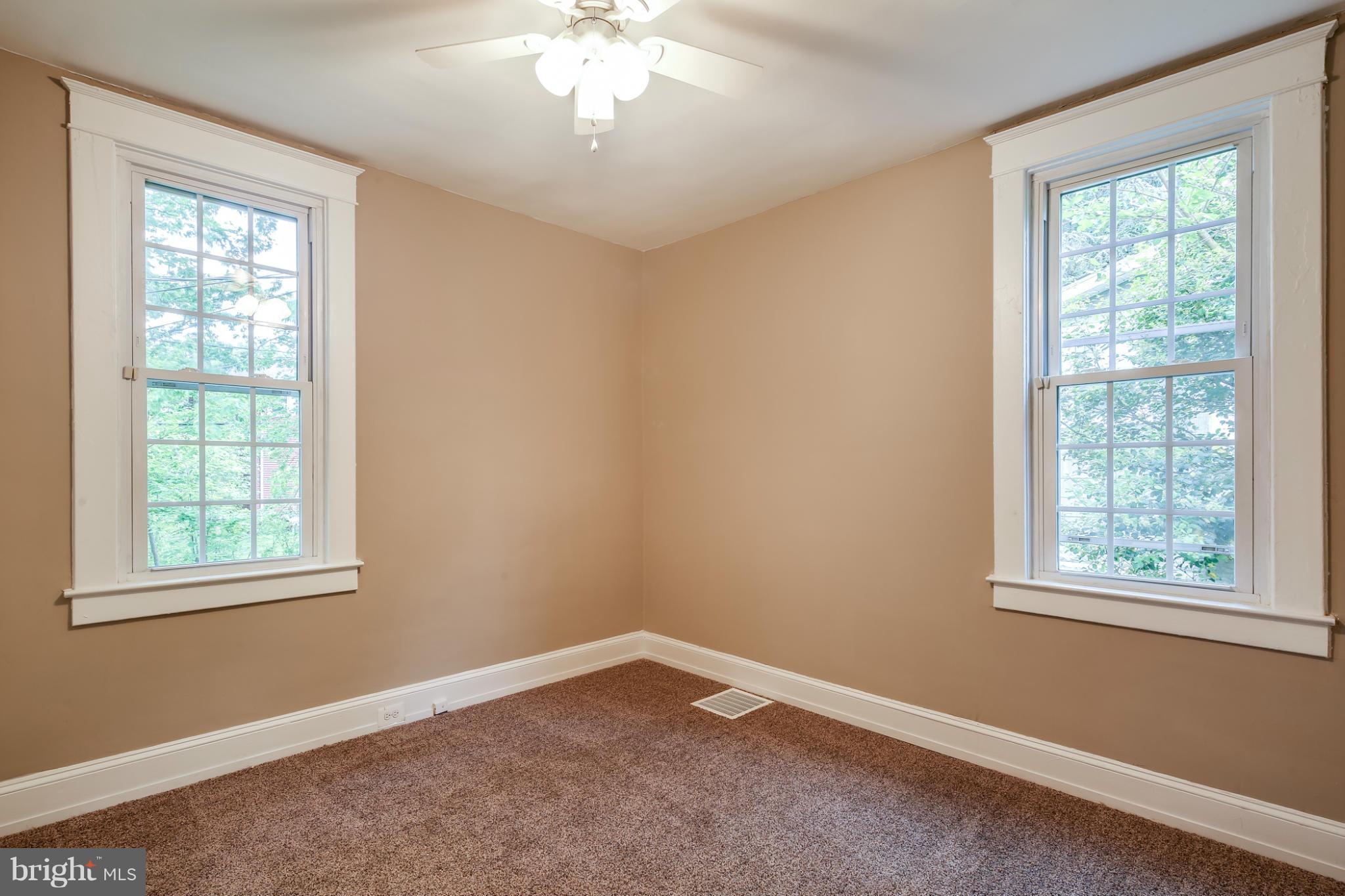 622 North Bend Road Baltimore, MD 21229 - Photo 17 of 30 Master Bedroom with New Carpeting