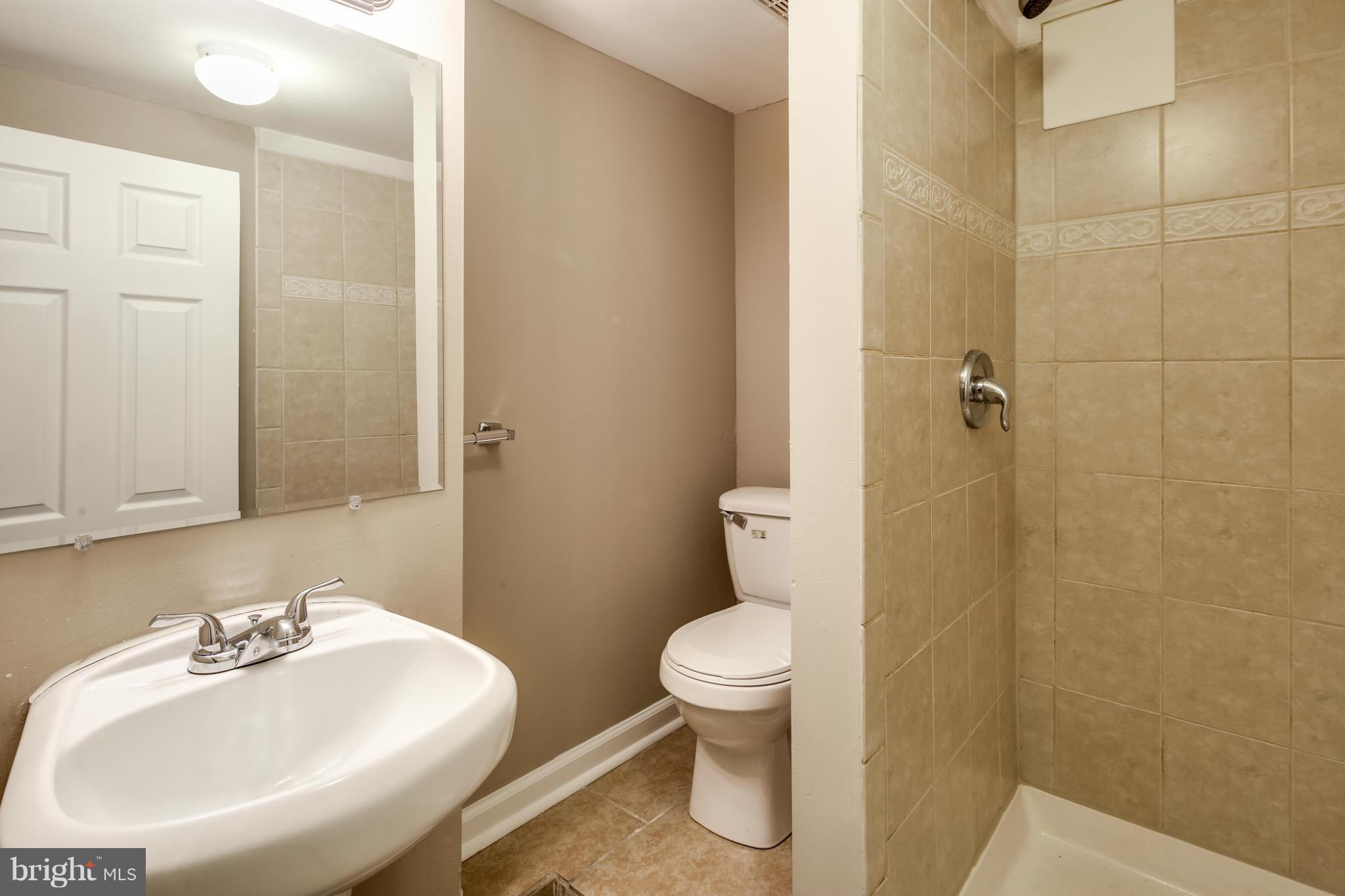 622 North Bend Road Baltimore, MD 21229 - Photo 25 of 30 Lower Level Full Bath