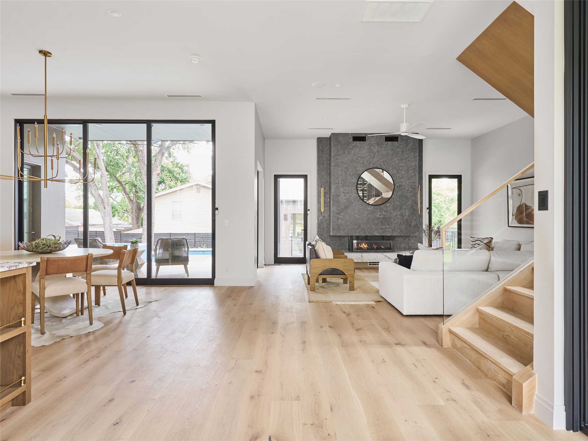 1602 Taylor Gaines Street Austin, TX 78741 - Photo 10 of 40