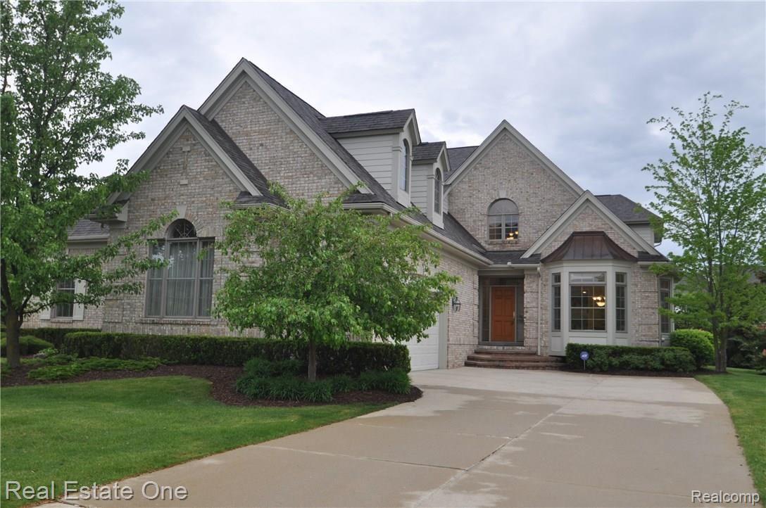 2929 Birnam Court Rochester, MI 48306 - Photo 1 of 38 DSC_3590.JPG