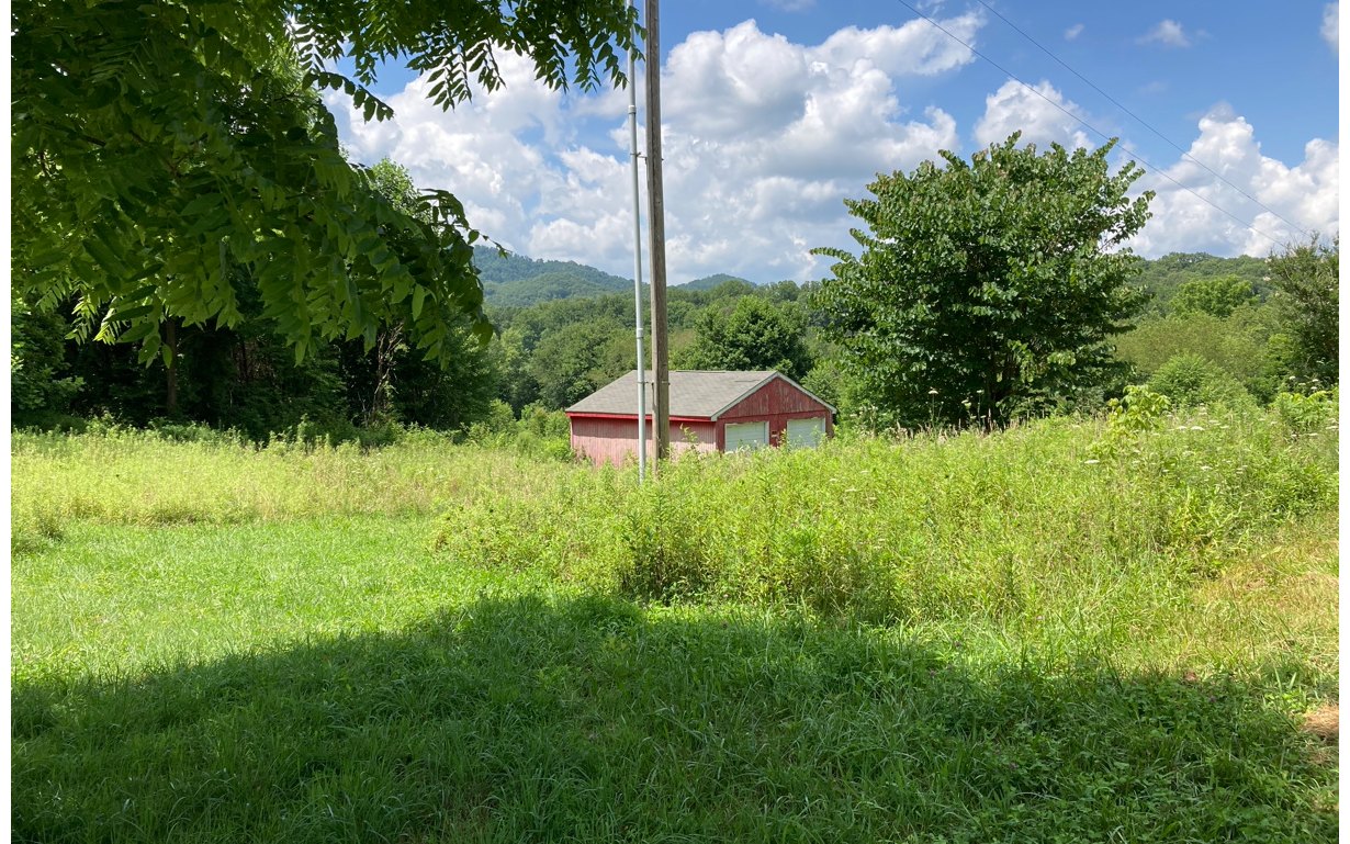 1805 Wehutty Road Murphy, NC 28906 - Photo 1 of 4 Main View