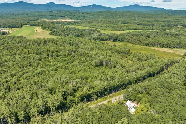 $325,000 | 2 Whittier Highway, Moultonborough, NH 03254
