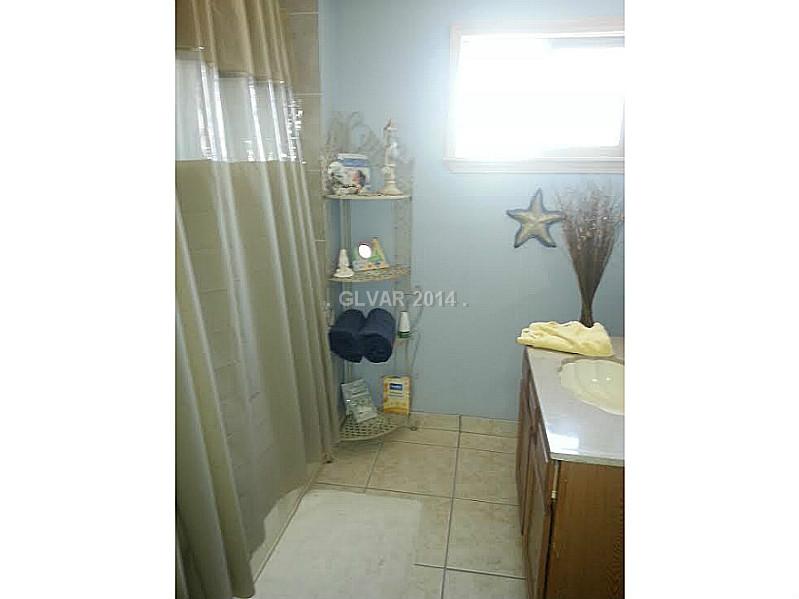 173 Main Street Caliente, NV 89008 - Photo 15 of 20 Property Photo. MAIN BATH