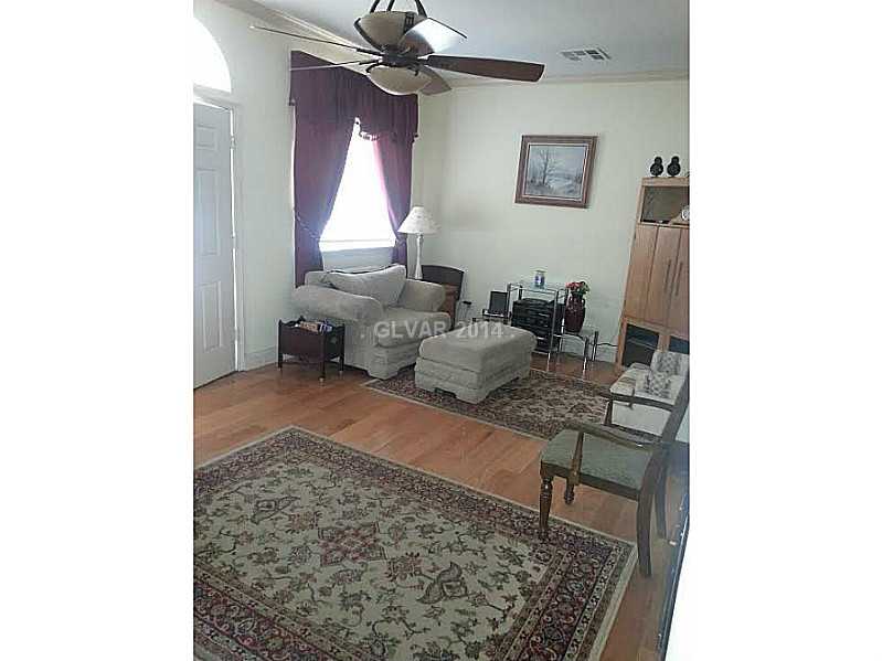 173 Main Street Caliente, NV 89008 - Photo 6 of 20 Property Photo. LIVING ROOM