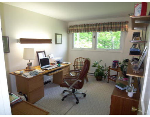 33 Old Cart Road Hamilton, MA 01982 - Photo 12 of 16 Gallery Image 12