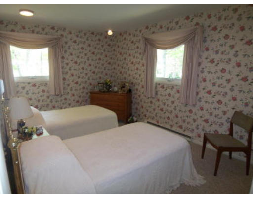 33 Old Cart Road Hamilton, MA 01982 - Photo 14 of 16 Gallery Image 14
