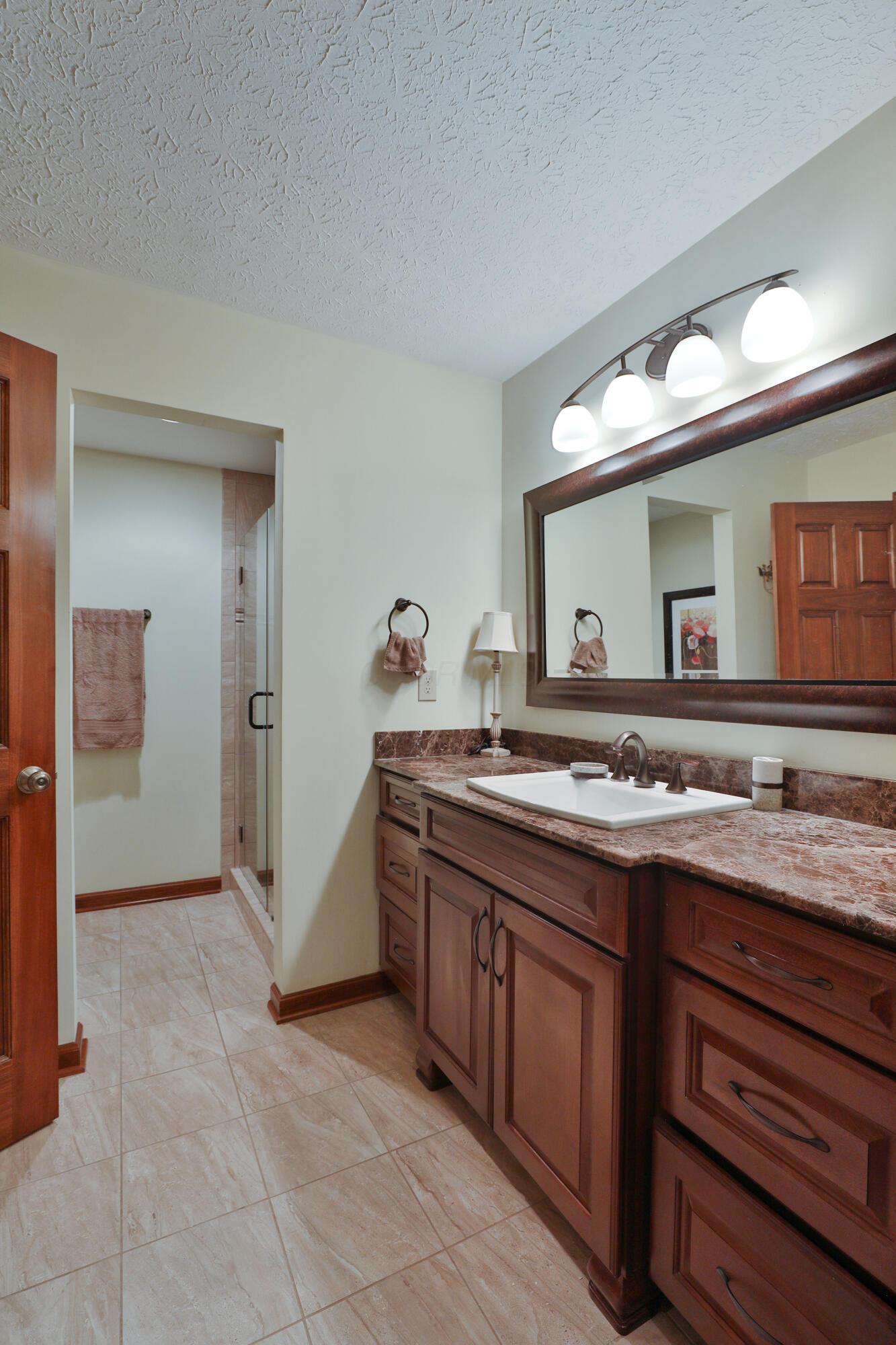 610 Deer Run Road Westerville, OH 43081 - Photo 25 of 58 Primary Bathroom