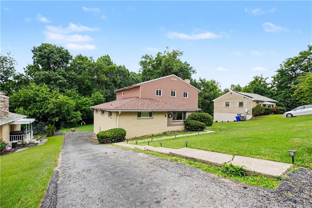 46 Laurel Ridge Road Coraopolis, PA 15108 - Photo 5 of 38