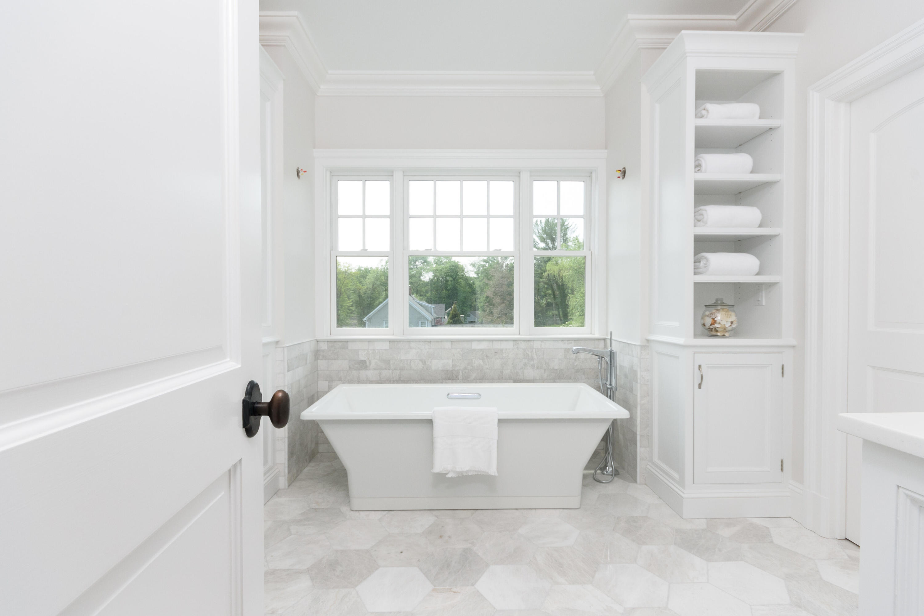 40 Holly Lane Darien, CT 06820 - Photo 29 of 56 40 Holly Ln Darien CT 06820-print-039-02