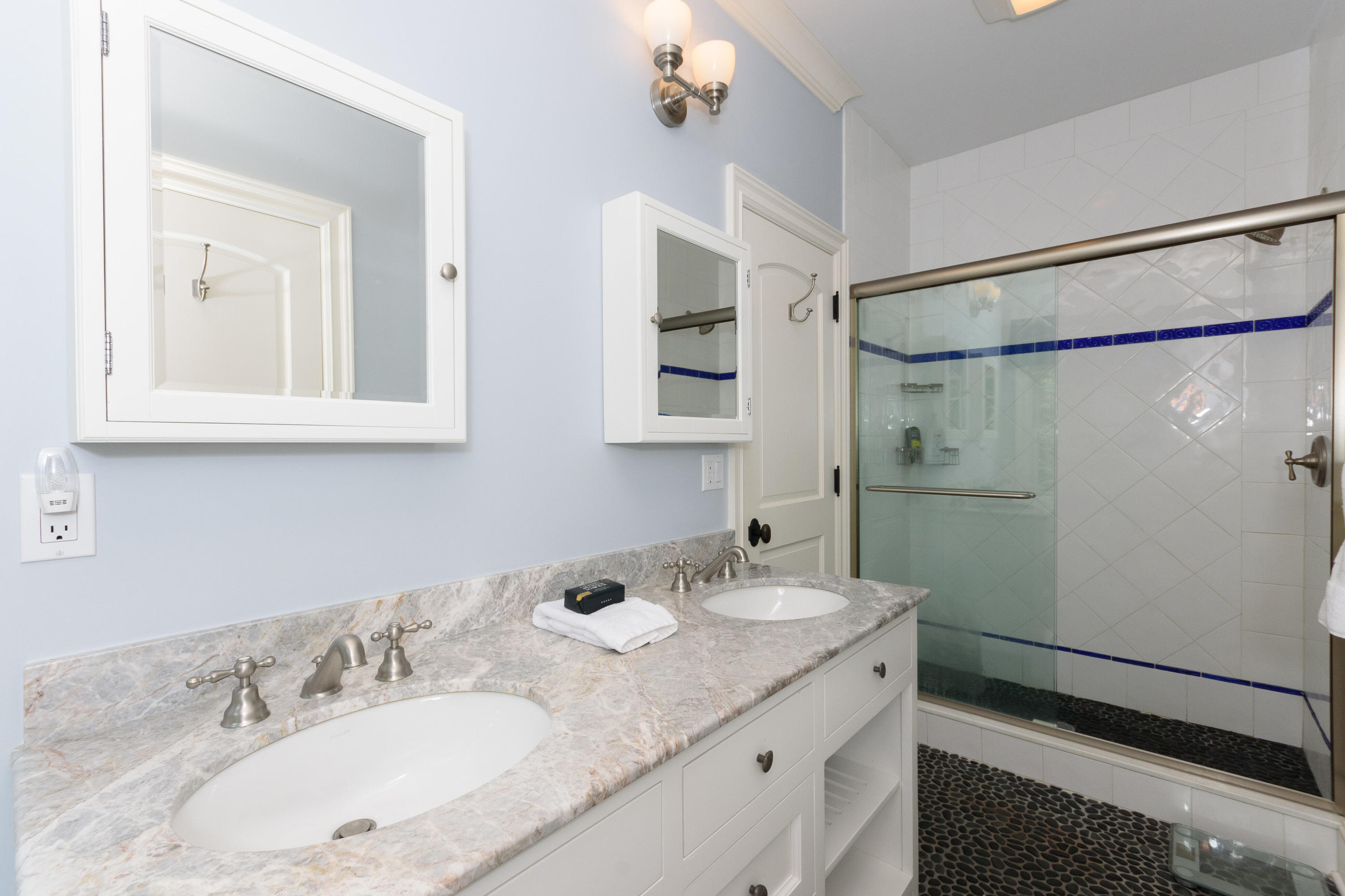 40 Holly Lane Darien, CT 06820 - Photo 35 of 56 40 Holly Ln Darien CT 06820-print-051-05