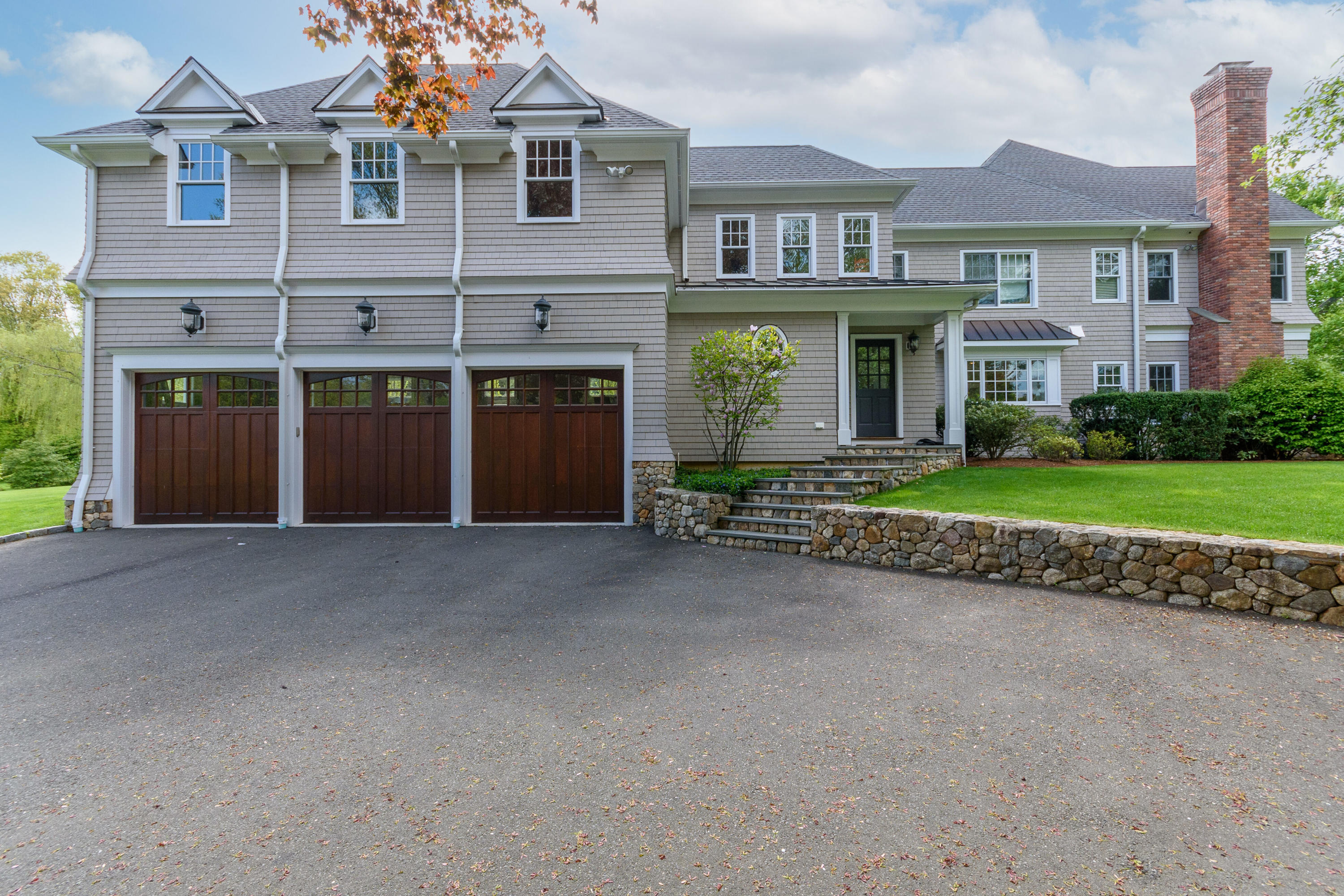 40 Holly Lane Darien, CT 06820 - Photo 46 of 56 40 Holly Ln Darien CT 06820-print-005-01