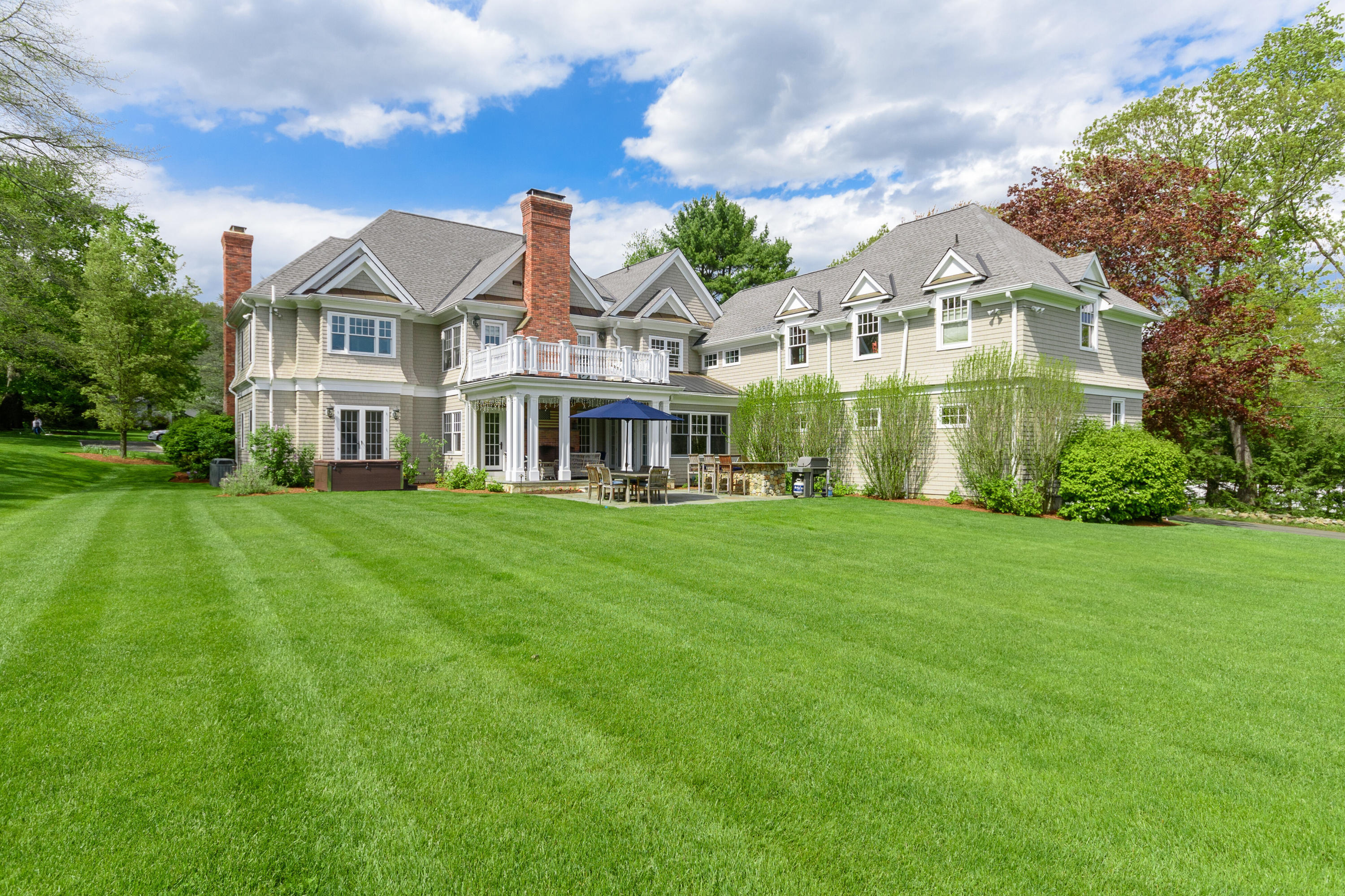 40 Holly Lane Darien, CT 06820 - Photo 7 of 56 40 Holly Ln Darien CT 06820-print-011-00