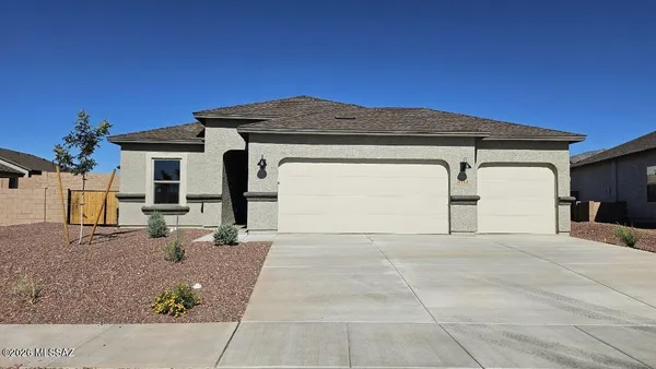 $379,900 | 1113 South Chatfield Avenue, Vail, AZ 85641