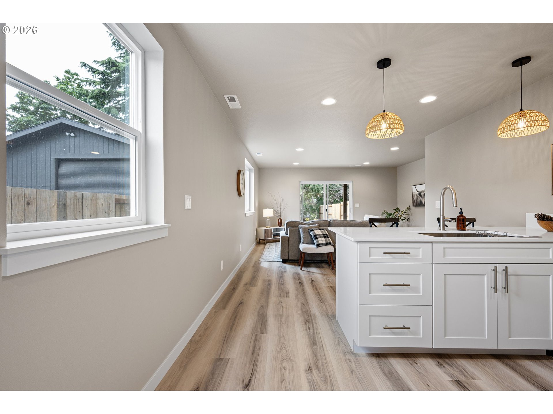 1946 7th Street Springfield, OR 97477 - Photo 12 of 48
