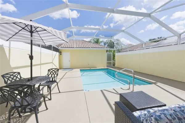 $3,200 | 6076 Islandwalk Boulevard, Naples, FL 34119