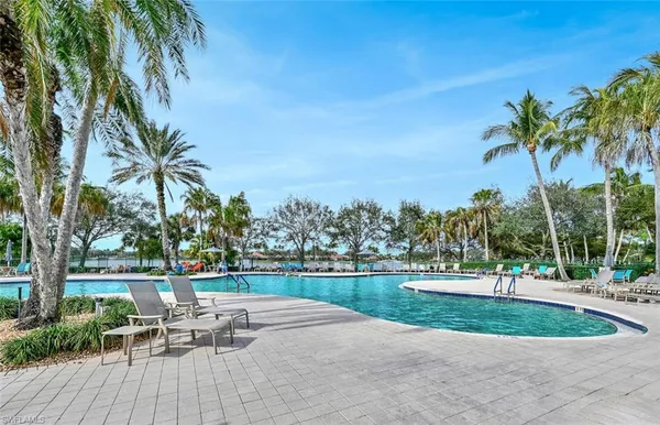 $3,200 | 6076 Islandwalk Boulevard, Naples, FL 34119