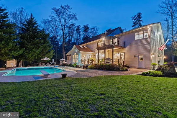 $1,250,000 | 301 Sturtons Lane, Pasadena, MD 21122