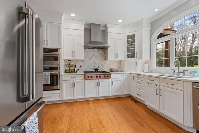 $1,300,000 | 301 Sturtons Lane, Pasadena, MD 21122