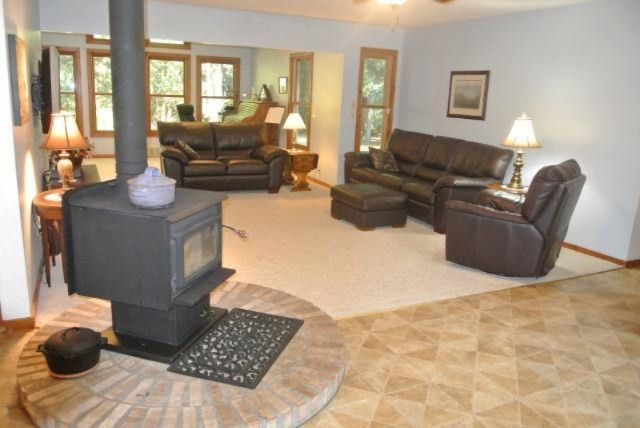 3901 Staple Road Muskegon, MI 49445 - Photo 8 of 23 8