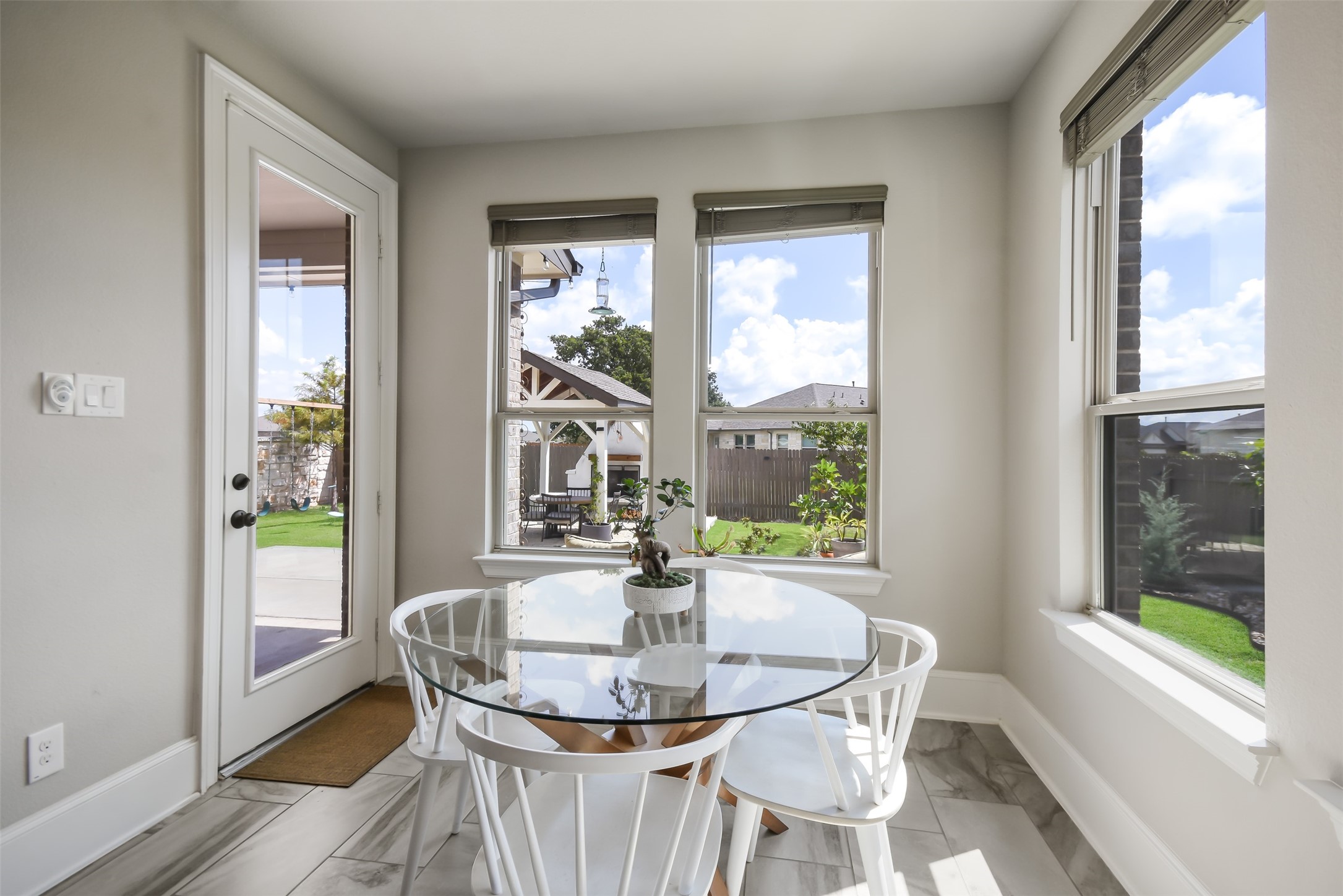 105 Potts Street Georgetown, TX 78628 - Photo 11 of 37 a dining room with furniture and window