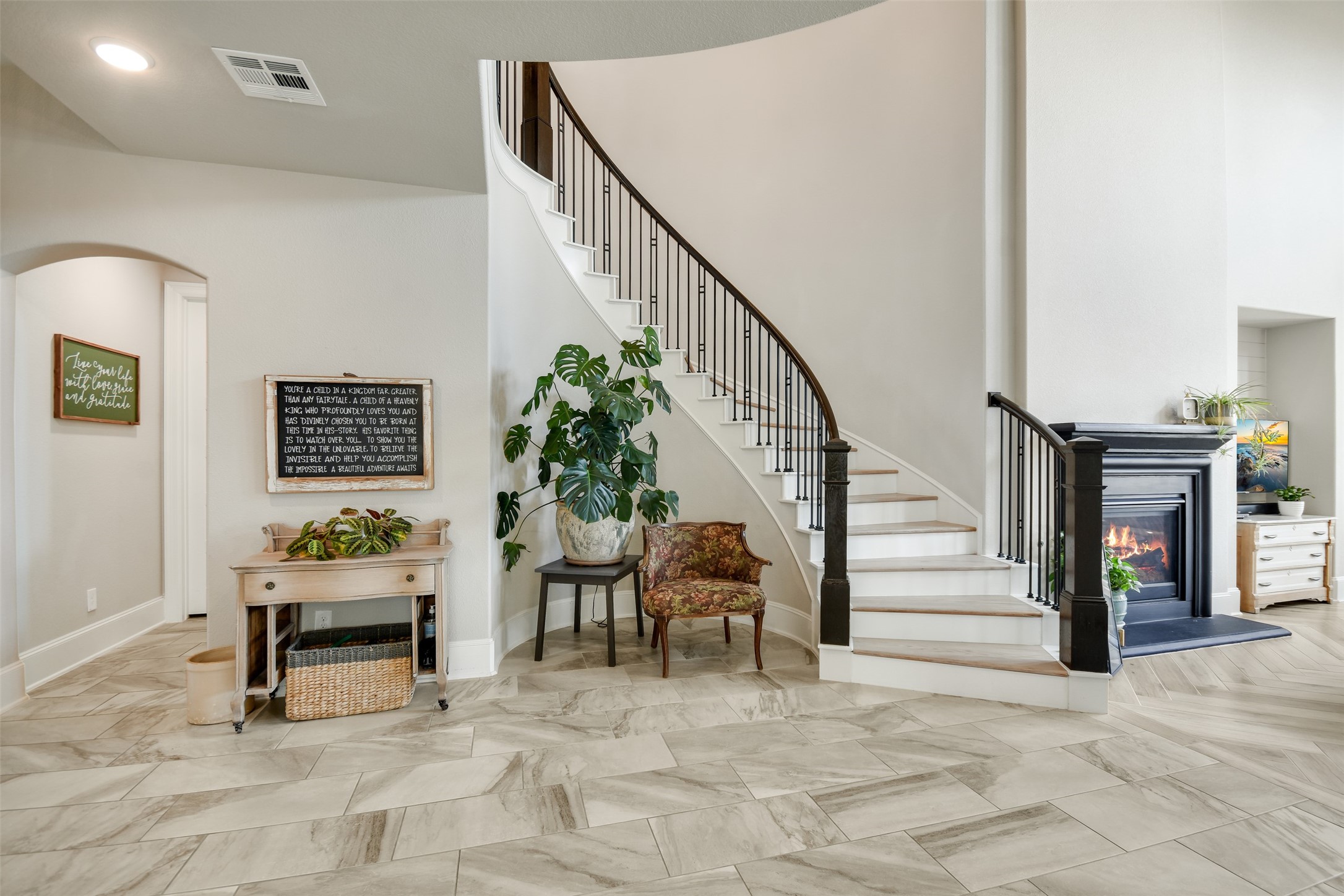 105 Potts Street Georgetown, TX 78628 - Photo 19 of 37 a view of entryway and hall