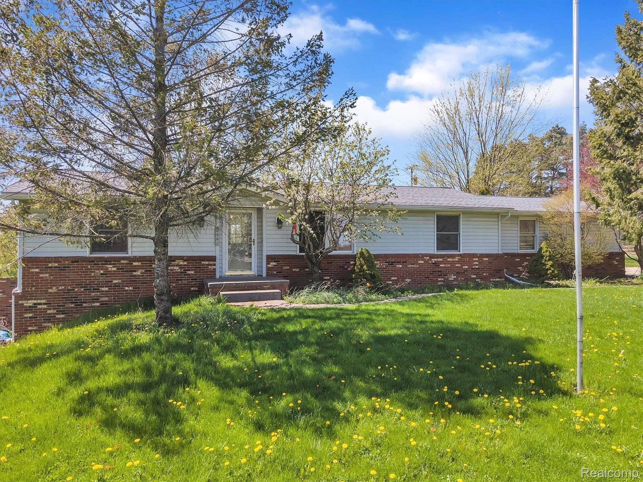 2662 South Latson Road Howell, MI 48843 - Photo 36 of 36 43-2662-S-Latson-Rd-WindowStill-Real-Estate-Photography-43.jpg
