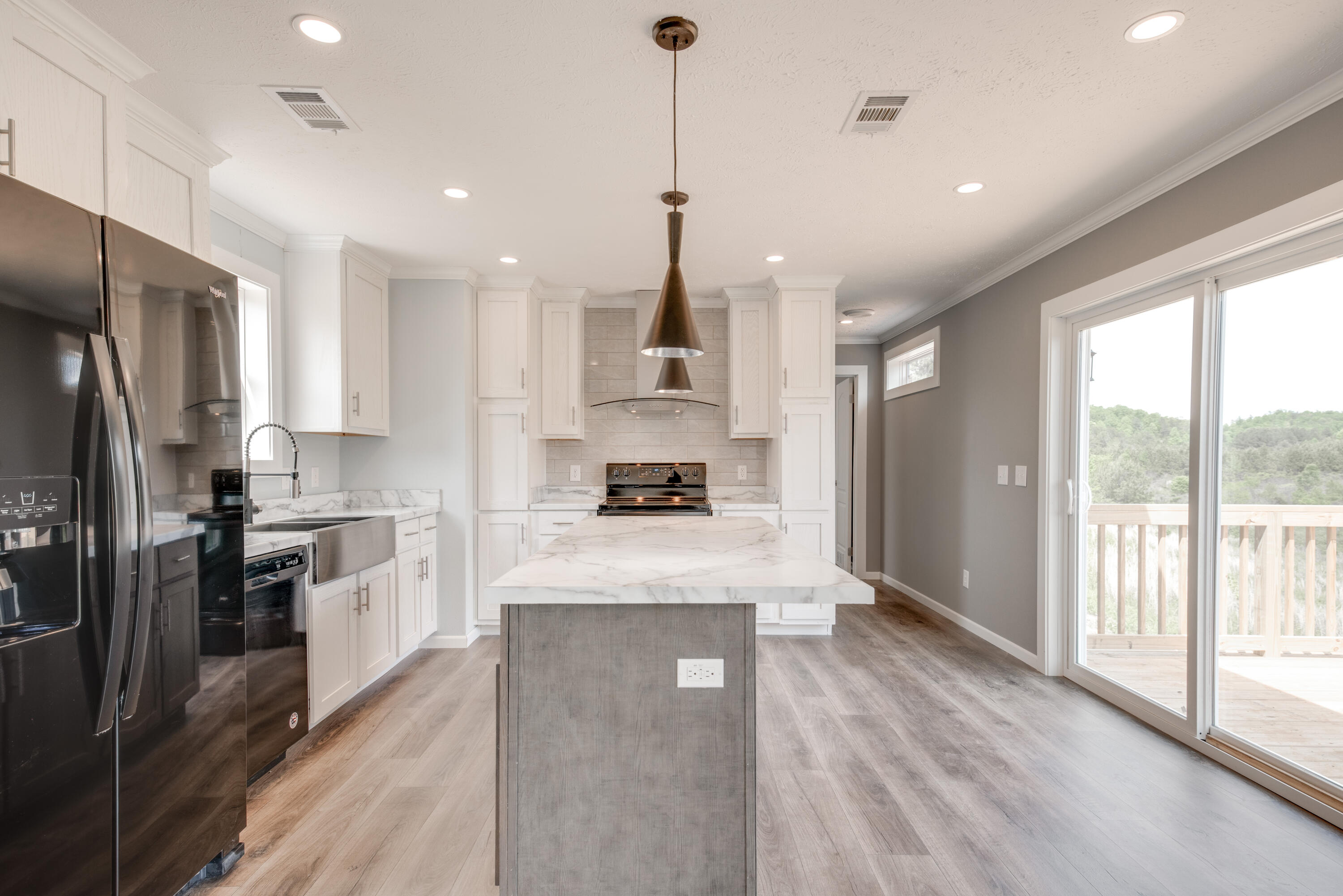 672 South Ridge Line Road Decatur, TN 37322 - Photo 8 of 27 DSC_0327