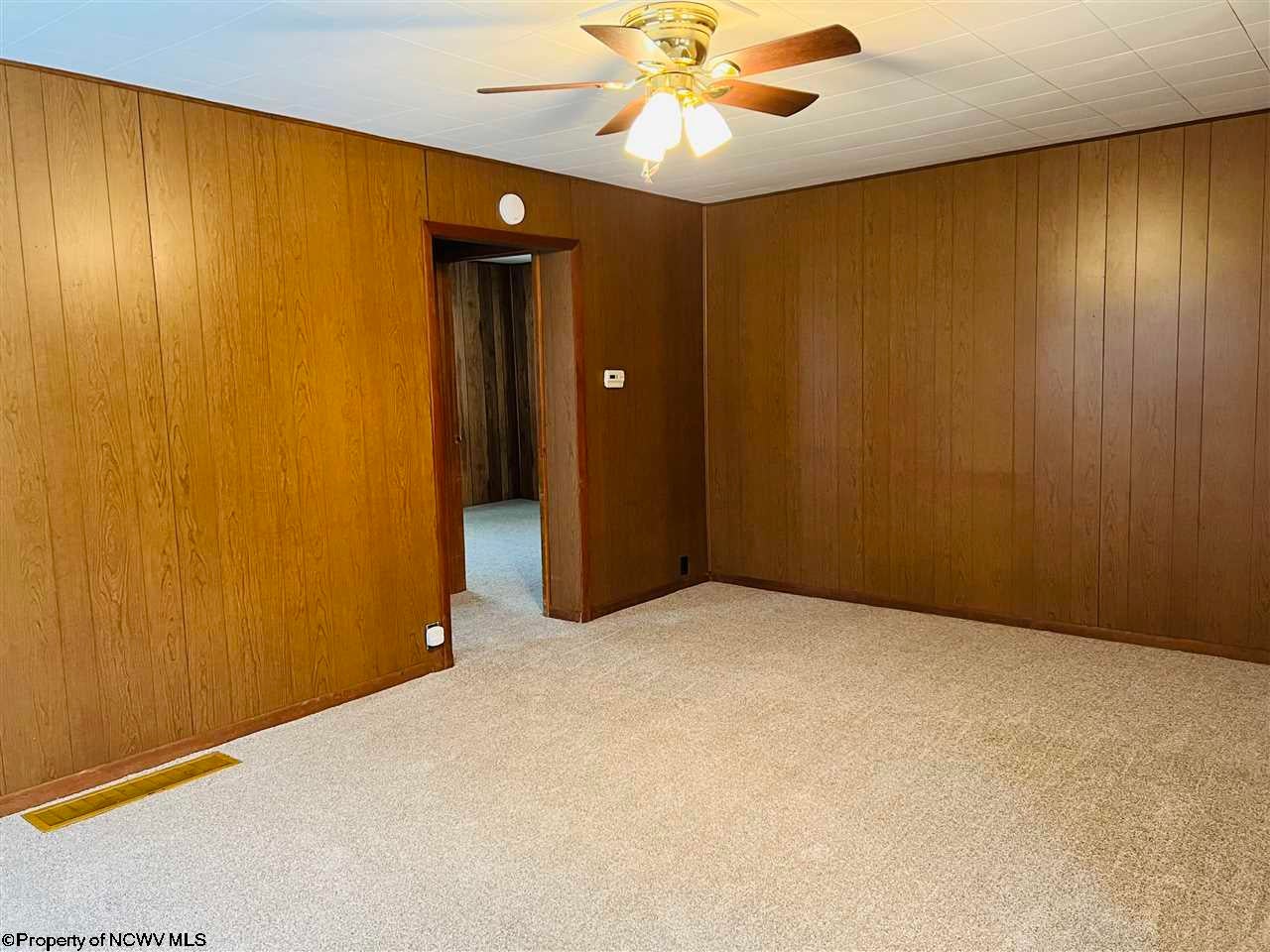 28 Pleasantview Road Rivesville, WV 26588 - Photo 9 of 18 Gallery Image 9