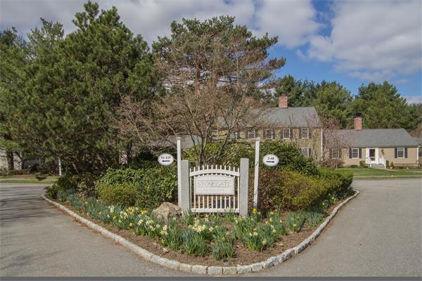 63 Jericho Road, Unit 63 Weston, MA 02493 - Photo 3 of 12