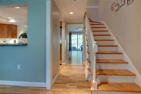 63 Jericho Road, Unit 63 Weston, MA 02493 - Photo 4 of 12