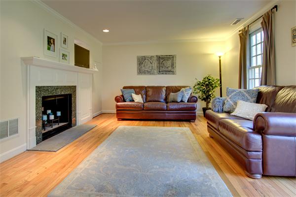 63 Jericho Road, Unit 63 Weston, MA 02493 - Photo 8 of 12